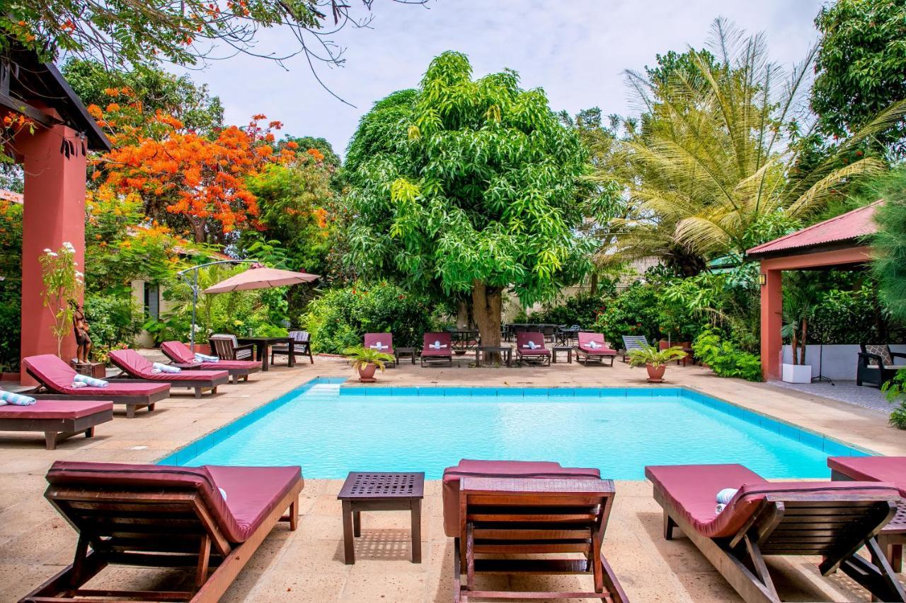 Hibiscus House Gambia Hotel Brufut Ngoại thất bức ảnh