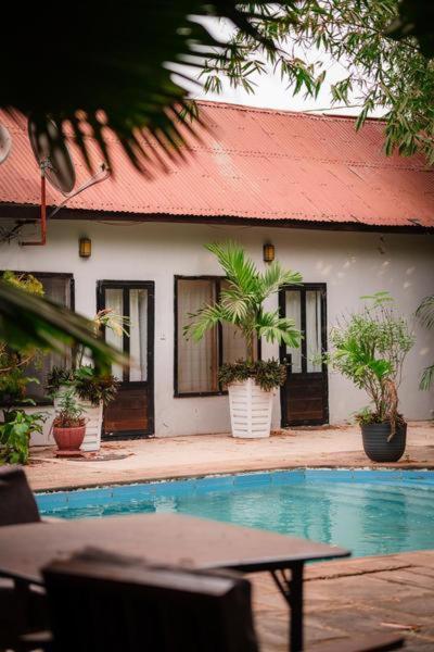 Hibiscus House Gambia Hotel Brufut Ngoại thất bức ảnh