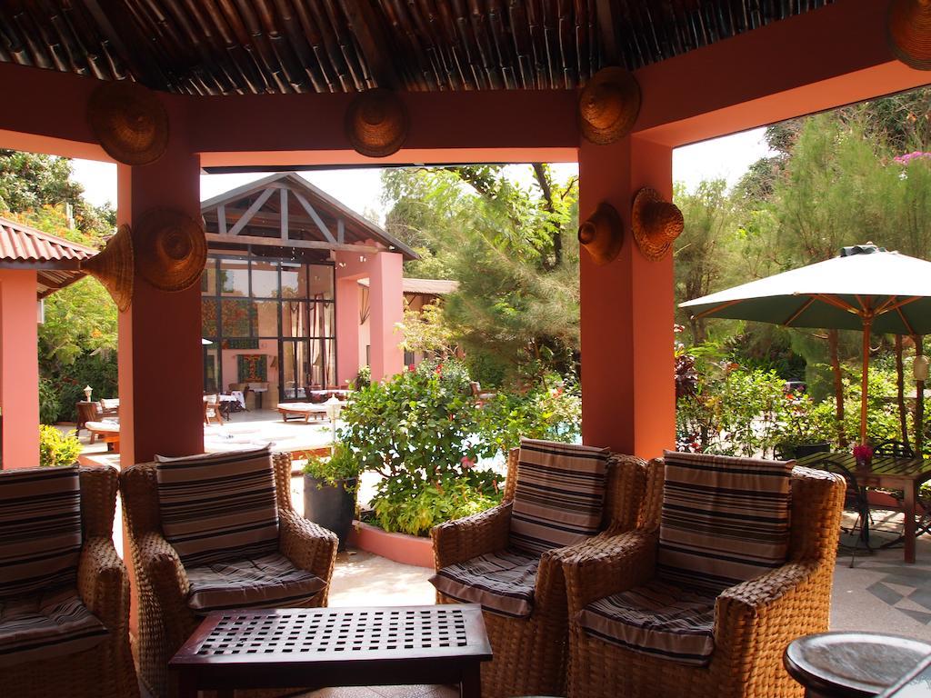 Hibiscus House Gambia Hotel Brufut Ngoại thất bức ảnh