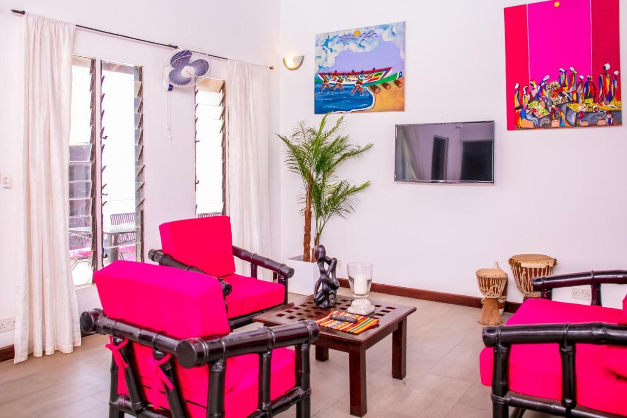 Hibiscus House Gambia Hotel Brufut Ngoại thất bức ảnh